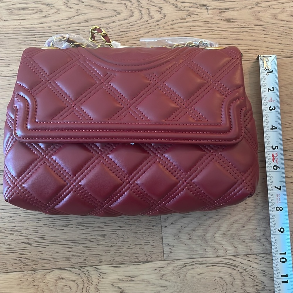 Tory Burch Fleming Soft Leather Shoulder Bag In Burgundy Red NWT - Picture 14 of 14